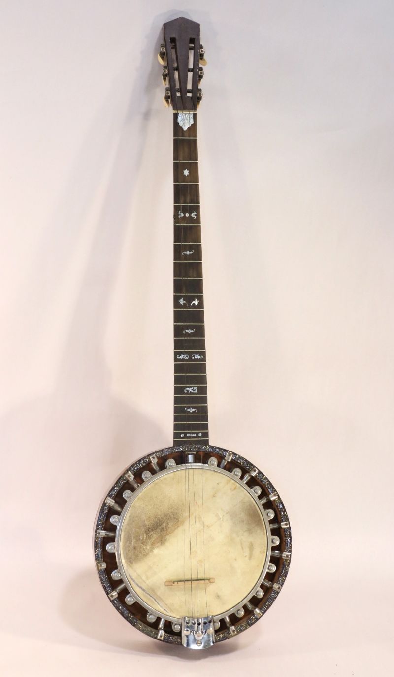 Hello, need help identifying this banjo. - Discussion Forums - Banjo Hangout