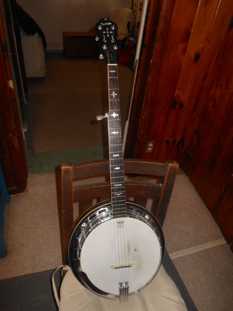 Nashville banjo deals