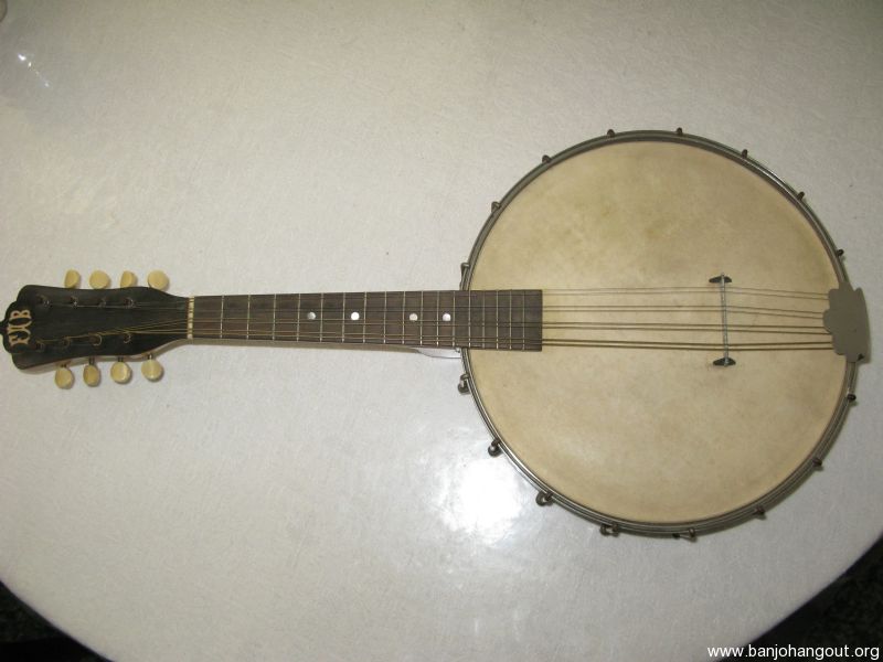 8 stringed banjo