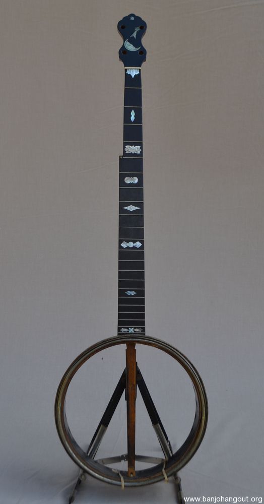 Cole deals eclipse banjo