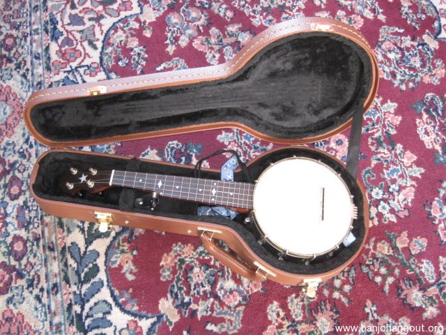 For Sale - Piccolo Banjo by Carl Arcand