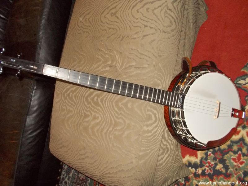 Stealth bluegrass banjo " price reduced " 1900.00 Used Banjo For