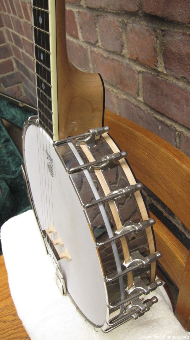 deering banjos for sale.